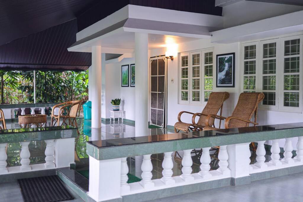 Breezy Point Villa Vagamon Ngoại thất bức ảnh